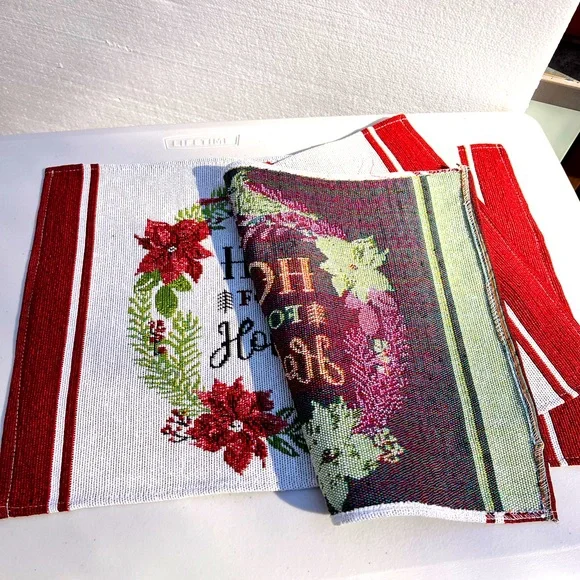 Tapestry placemats holiday
Christmas house set of two Home for the Holidays - Picture 4 of 6